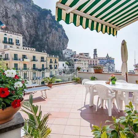 Appartamento Casa Ester Atrani